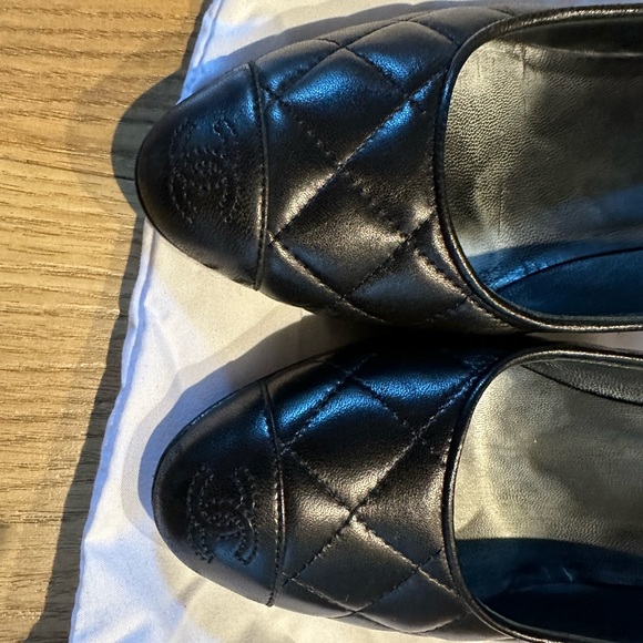 Chanel black pump quilted - Picture 2 of 8